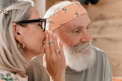 Hearing Loss Risk: About 1 in 3 Adults Over 65 Are Affected—Why It’s Now Linked to Faster Cognitive Decline