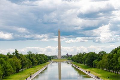 Child Injured in US Secret Service Shooting Near Washington Monument as Agents Exchange Gunfire With Armed Man