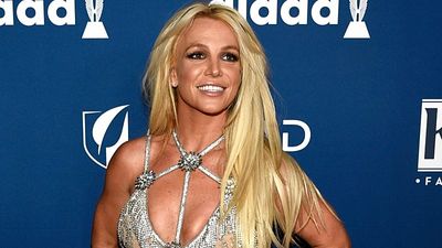 Britney Spears avoids jail time by pleading guilty to reckless driving