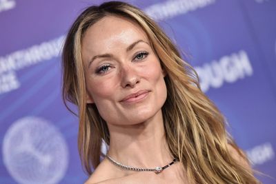 Olivia Wilde blames fish eye lens for Gollum look in viral interview