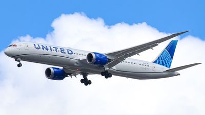 ‘God was looking after them’: Bakery truck driver sings happily on morning drive, then United Airlines flight slams into him
