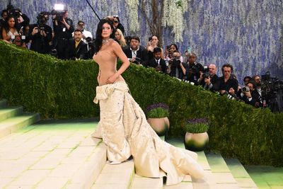 Kylie Jenner debuts bleached brows at Met Gala – are they making a comeback?