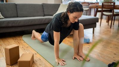 I tried the 10-minute mobility workout a strength trainer has been doing for over 20 years—here’s why I’ll be making it a permanent fixture in my training program