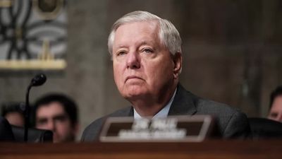 Arming the Iranian Opposition Faied, Lindsey Graham Wants the U.S. to Do It Again to 'Turn the Tide of Battle'