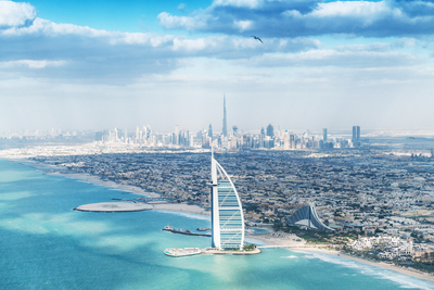 'Ghost Towns': Dubai Airports Lose Millions of Passengers and Hotels Left Half Empty as US-Iran War Bites