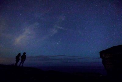 How to watch Eta Aquarid meteor shower tonight as tiny piece of Halley’s Comet burns up