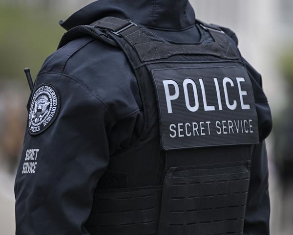 US Secret Service agent placed on leave for allegedly fondling himself in public