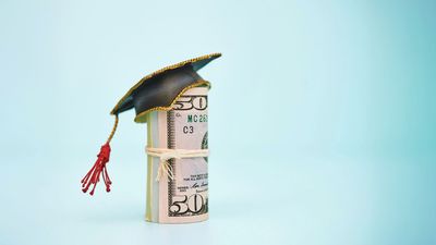 Started Pulling in the Big Bucks? If You Refinance Your Student Loan Now, Here's What You'll Miss