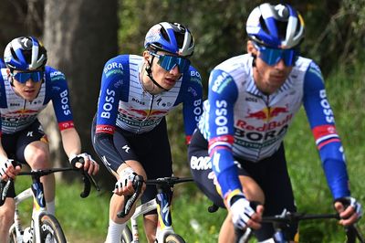 Jai Hindley and Giulio Pellizzari combine as Red Bull-Bora-Hansgrohe GC leaders to take on Jonas Vingegaard at Giro d'Italia
