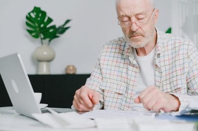 Out-of-Pocket Shift: Traditional Medicare Covers Only 80% of Care—Leaving Some Seniors Facing Thousands in Bills