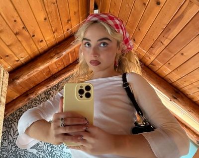 Are Joe Keery and Sabrina Carpenter Dating? Rumours Explode After Pair Are Spotted Together