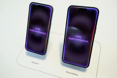 iPhone 16 owners owed $250m after Apple settles Siri lawsuit