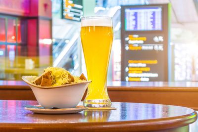 ‘Who needs to be drinking beer at that time?’: Ryanair boss calls for pre-flight pint ban