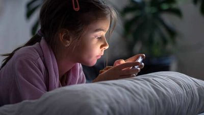 What Mobile Phones Do to Your Child’s Brain, Experts Warn