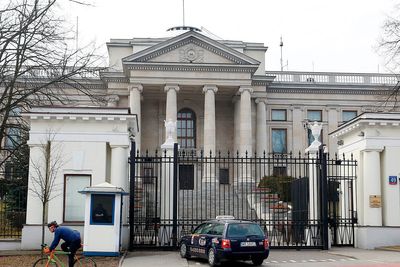 Poland warns Russia is moving from low-cost recruits to professional sabotage cells