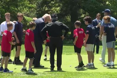 Trump misses consecutive golf putts during presidential fitness event