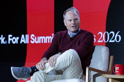 The CEO of Trek Bicycle reads 52 books a year, hates smartphones, and thinks Milton Friedman was wrong