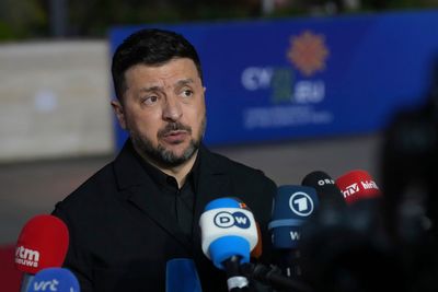 Hungary returns a seized cash and gold shipment worth $82 million to Ukraine