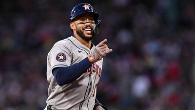 Astros Get Bad News on Carlos Correa Injury