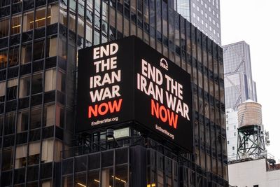 Donald Trump warns Iran: make a deal or bombing will resume at ‘higher level’