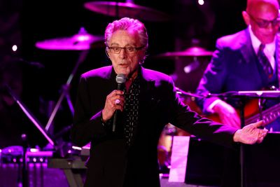 Cops called to Frankie Valli’s home after son allegedly violated restraining order