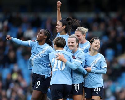 Manchester City win WSL title for second time after Arsenal fail to beat Brighton