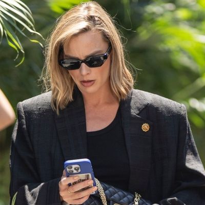 I'm Skipping Spring's White Jeans Trend for Margot Robbie's Elevated Denim Alternative