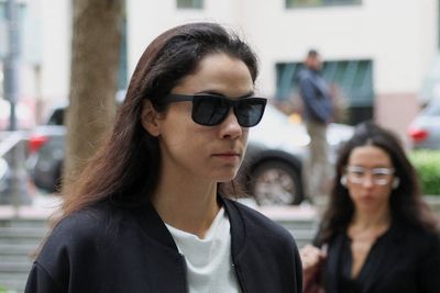 Mother of 4 of Elon Musk’s kids takes the stand in OpenAI trial and reveals details about their personal relationship
