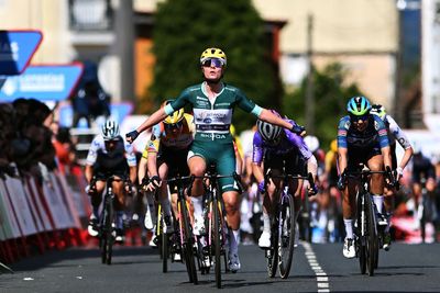 'My teammates were just on fire' – Lotte Kopecky powers to victory on Vuelta Femenina stage 4