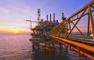 Crude Oil Prices Sink on Improved Iran Peace Prospects