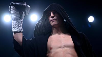 'Hold your horses': Tszyu to wait for world-title shot