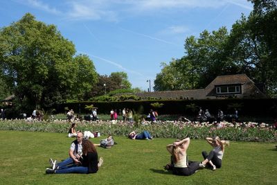 UK set to be hotter than Madrid this weekend as temperatures hit 21C