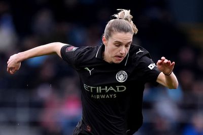 Vivianne Miedema reveals she missed title run-in because of concern for her mum