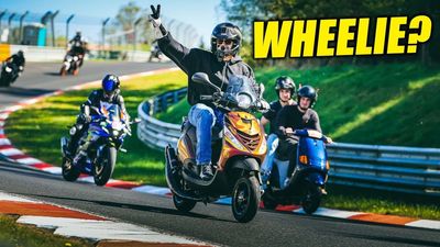 Here's The Insanity of What Racing a Scooter At The Nurburgring Is Like