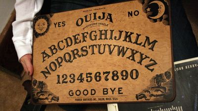 ‘Wish me luck’: Ouija board told a woman she’d die at 28 in a shark attack. She had one plan to survive it, but her roommate blew it