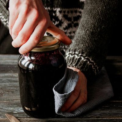 The Kitchen Gadget That Saves Arthritic Hands: Best Jar‑Openers for Seniors
