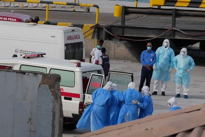 Could cruise boat hantavirus be the next global pandemic? Experts sound off on if Covid-era lockdowns could return