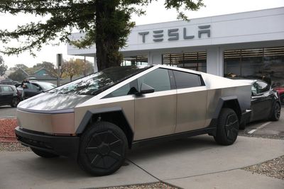 Popular liberal influencer roasted on X after bragging about buying a Tesla Cybertruck