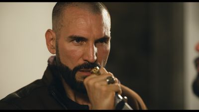 (PHOTOS) Rafael Amaya Looks Darker and More Dangerous in New El Señor de los Cielos