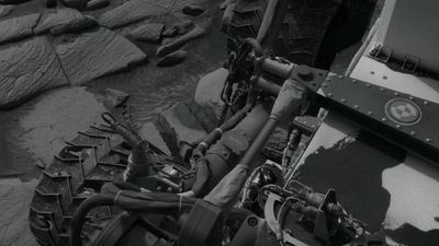 Here's what 6 years of driving on Mars did to the wheels on NASA's Curiosity rover (video)