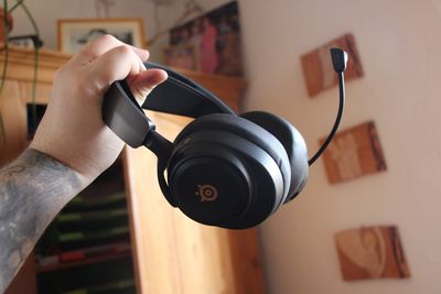 "SteelSeries finally helped me retire my battered 2015 Astro A50": This is the multiplatform headset, perfected