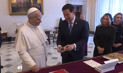 'Hilariously Retarded': Rubio Criticised for His Gift to Pope Leo During Vatican Visit