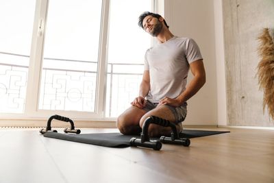 Expert recommends doing these exercises for three minutes each day to improve mobility