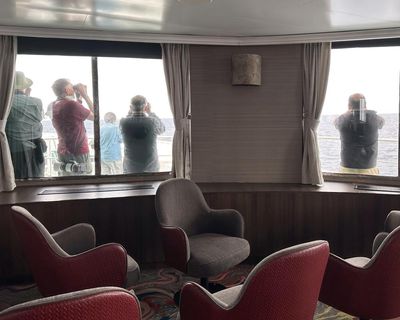 Evacuation of hantavirus-stricken cruise ship could face delays due to bad weather