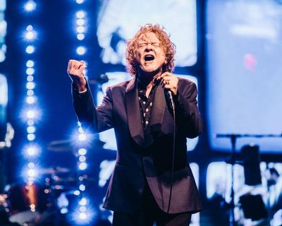 TV tonight: jazz club crooning, dad dancing and Simply Red hits