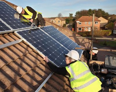 Home batteries: a ‘gamechanger’ for cutting energy bills?