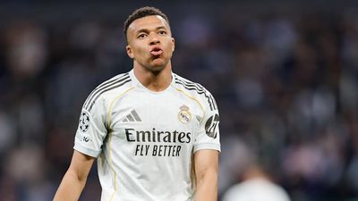 How Do Real Madrid Fix Kylian Mbappe?