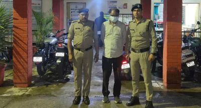 Man Arrested for Posing as Rahul Gandhi’s Secretary to Cheat Congress Leaders