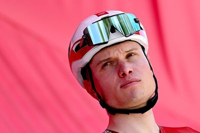 Giro d'Italia abandons – GC darkhorse one of three riders to drop out on stage 12