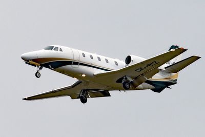 Private jet travel should be restricted amid fuel shortage fears, majority of Brits say